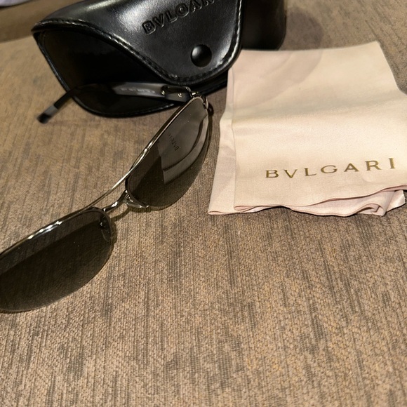 Bvlgari sunglasses - Picture 2 of 5